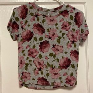 American Eagle floral “baby tee” style top